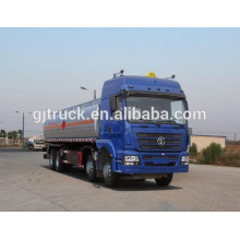 8X4 drive Shacman fuel tank truck for 20-35 cubic meter capacity